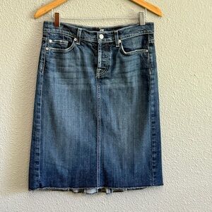 7 For All Mankind Studded Skirt Size 27 EUC‎